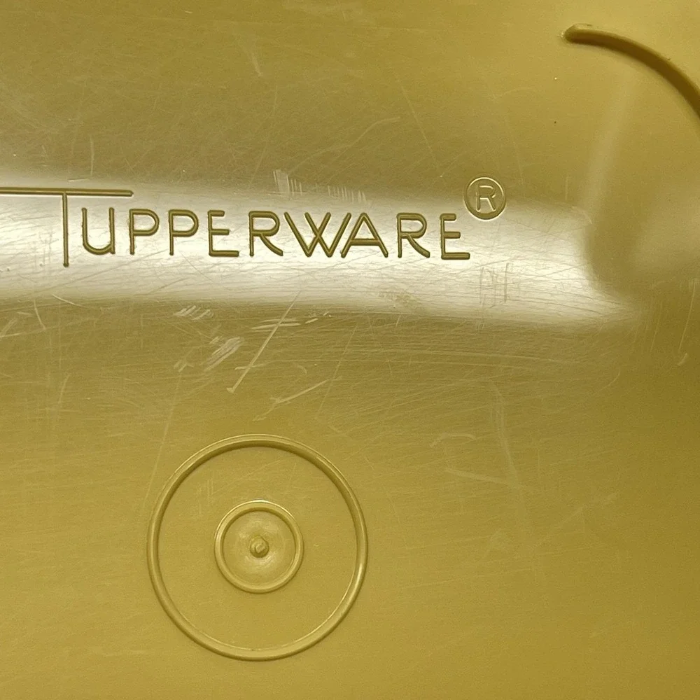 Vintage Tupperware Multi Server Steamer 3 Qt Container With Insert 888-1 USA